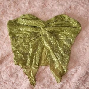 SHEIN Olive Green Floral Crop Top